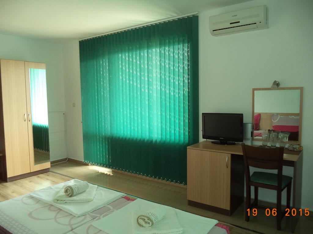 Sveti Georgi Guest House Sozopol Exterior photo